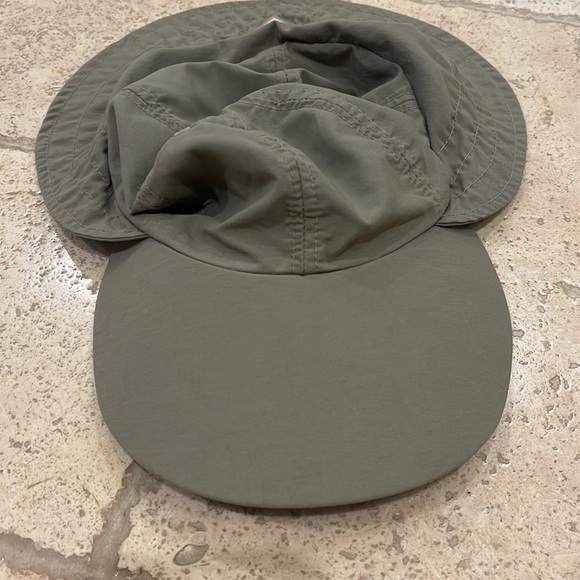 Columbia PFG Fishing Hat - Picture 2 of 5